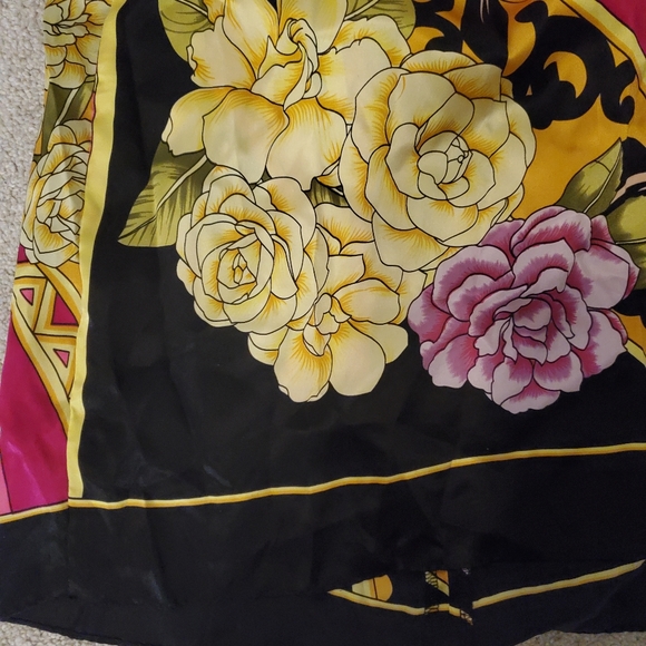 Silky tank dress🍒 - Picture 4 of 10